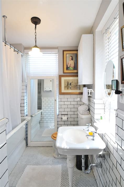 Apartment Bathroom Decor Ideas