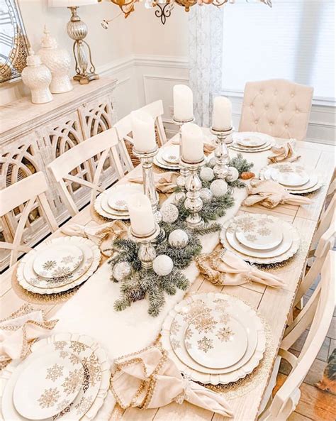 Beautiful Christmas Table Decorations