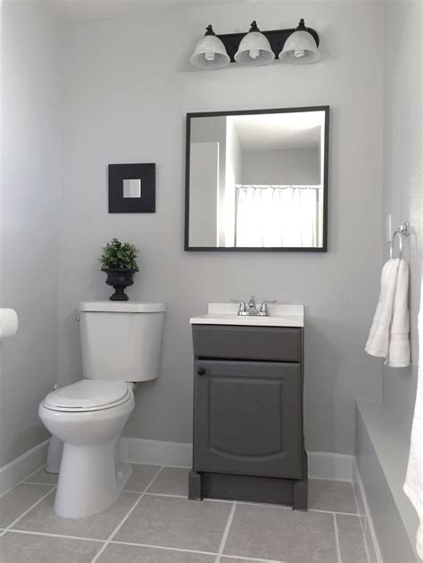 Best Gray Paint Colors for Bathroom