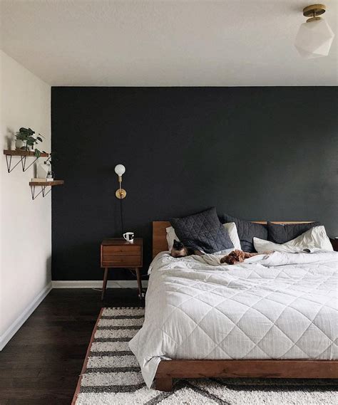 Black Wall Bedroom Ideas