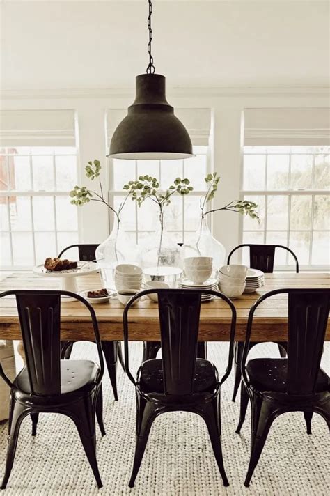 Black and White Dining Room Ideas