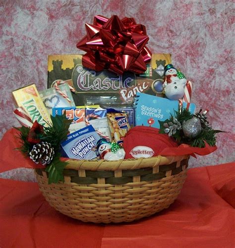 Christmas Basket Decorating Ideas