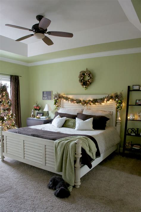 Christmas Bedroom Decorating Ideas