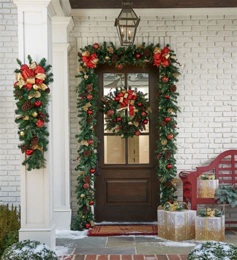 Christmas Door Garland Ideas