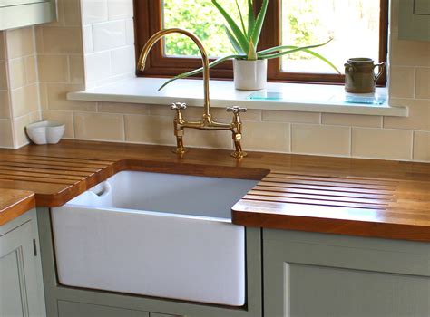 Cottage Kitchen Sinks