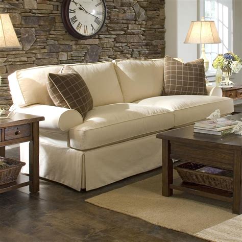 Cottage Style Sofas and Chairs
