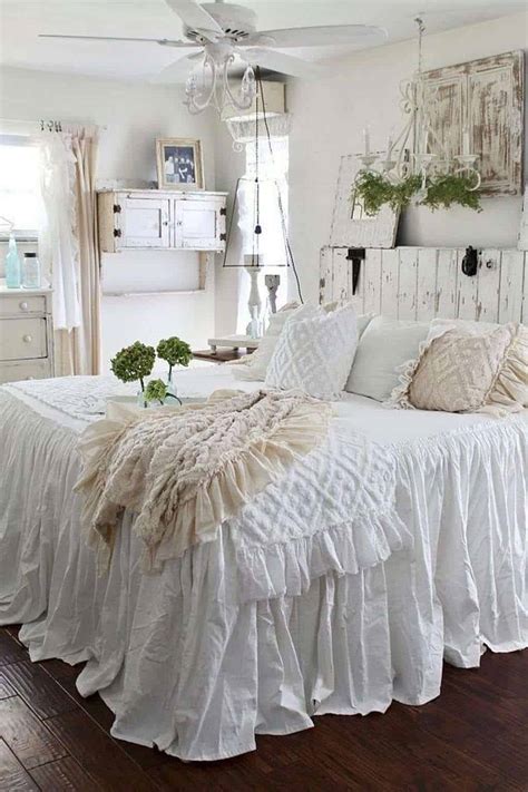 Country Chic Bedroom