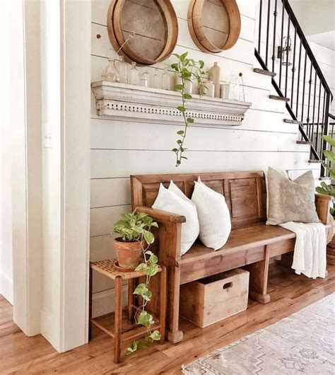 Country Entryway Foyer Decorating Ideas