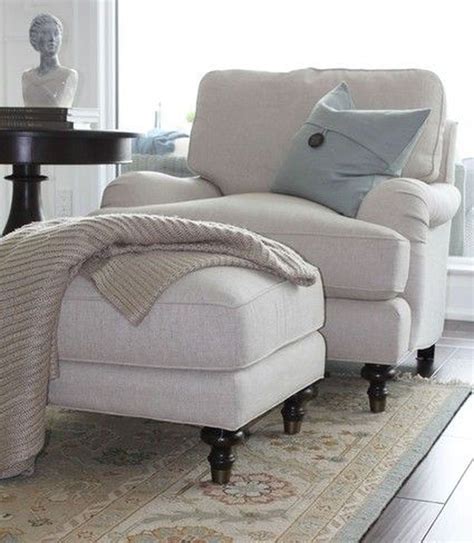 Cozy Living Room Chairs