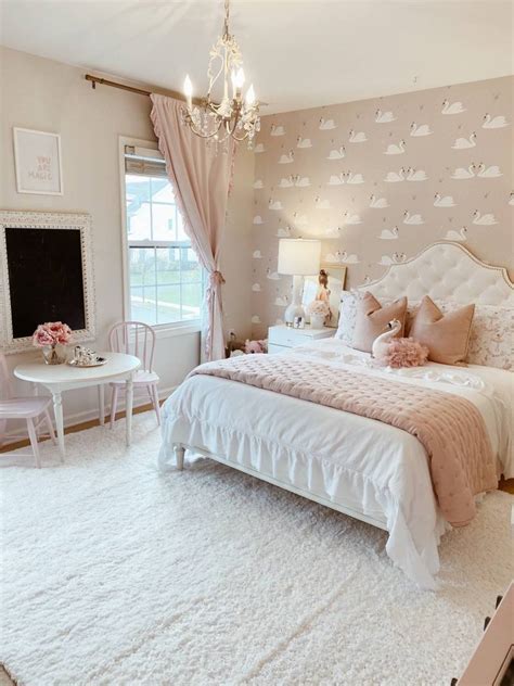 Cute Simple Bedrooms