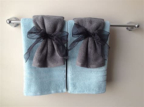 Cute Ways to Hang Towels