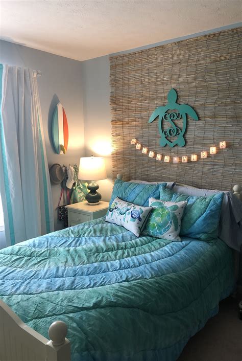 DIY Beach Bedroom Decor