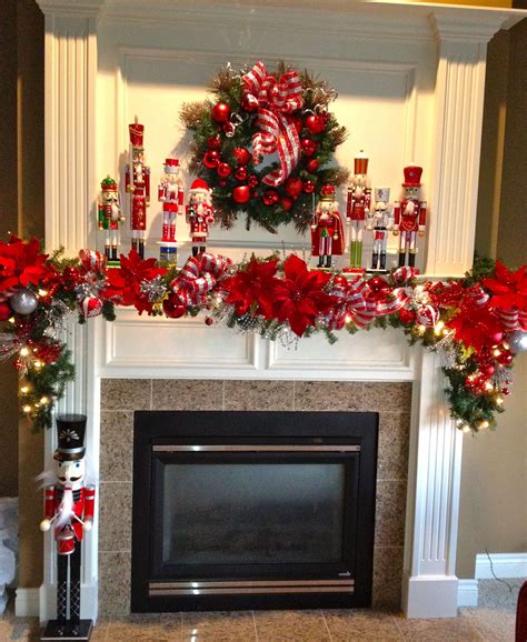 DIY Christmas Mantel Decorations