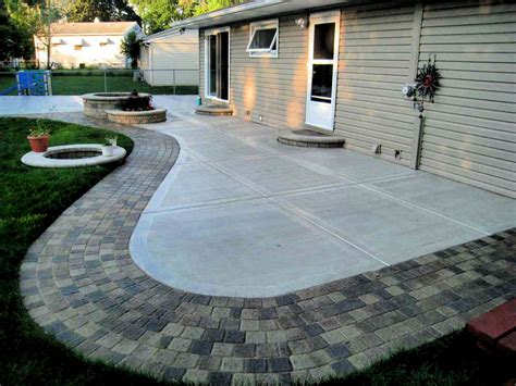 DIY Concrete Patio Steps