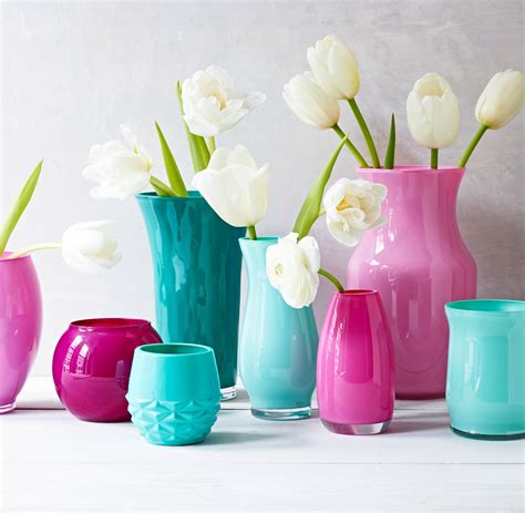 DIY Painted Vases