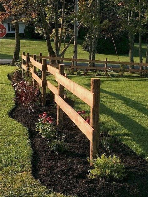 DIY Rustic Garden Fence