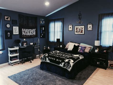 Dark Teenage Girl Bedroom Ideas