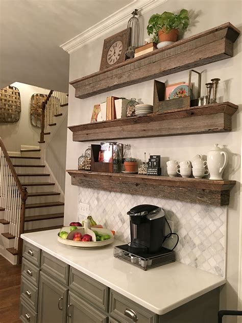 Decorating Kitchen Shelves