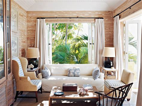 Decorating Tropical Style
