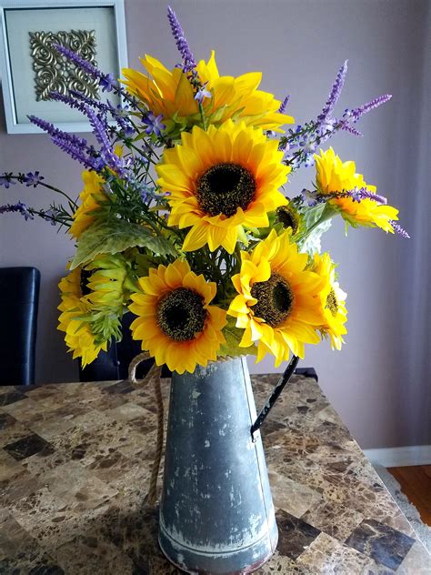 Decorating with Sunflowers
