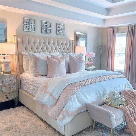 Elegant Bedrooms for Women