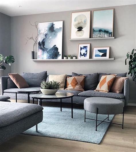 Elegant Living Room Wall Decor