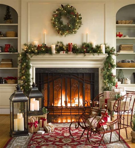 Fireplace Christmas Decorating