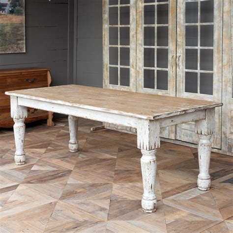 French Country Rustic Dining Tables