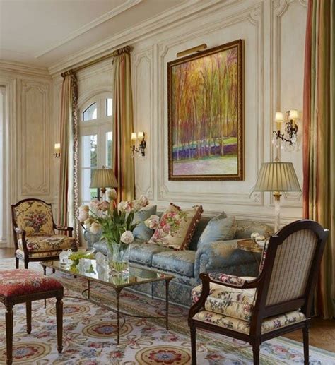 French Living Room Decorating Ideas