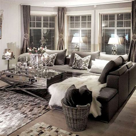 Gray Cozy Living Room Decorating Ideas