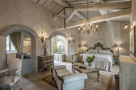 Italian Style Bedroom