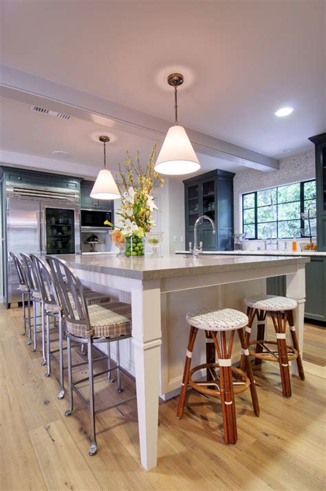 Kitchen Center Island with Seating
