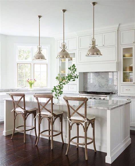 Kitchen Islands with Bar Stool Seating