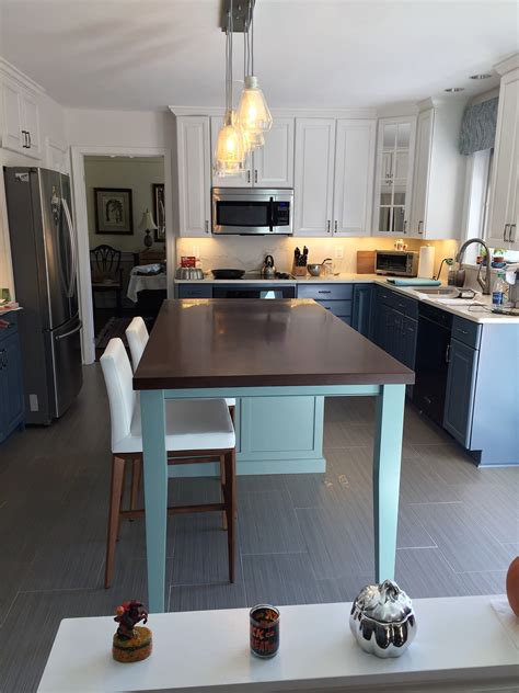 Kitchen Islands with Legs and Seating