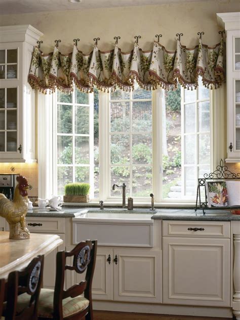 Large Kitchen Window Treatment Ideas