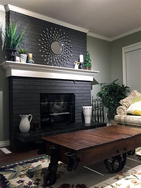 Living Rooms with Black Fireplaces