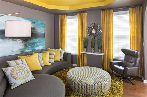 Modern Living Room Yellow