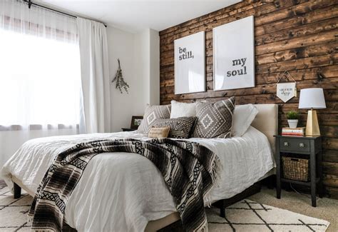 Modern Rustic Style Bedroom