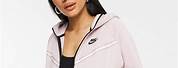 Nike Tech Fleece White Pink