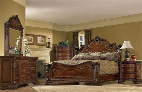 Old World Bedroom Furniture