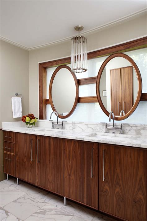 Oval Bathroom Mirrors Over Vanity