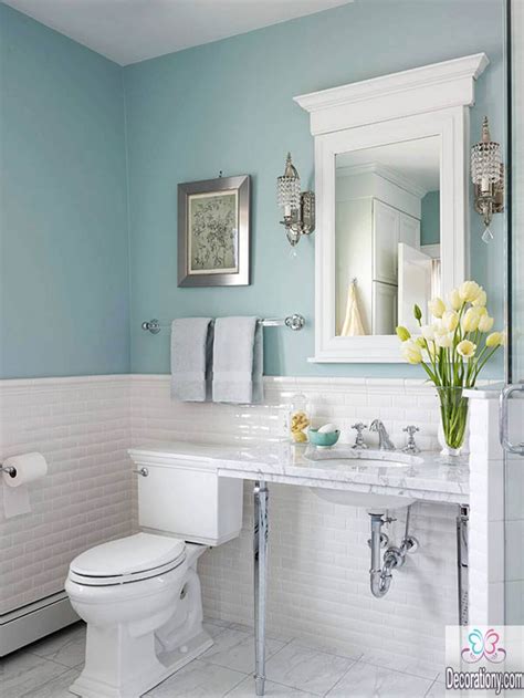 Perfect Colors for a Small Bathroom