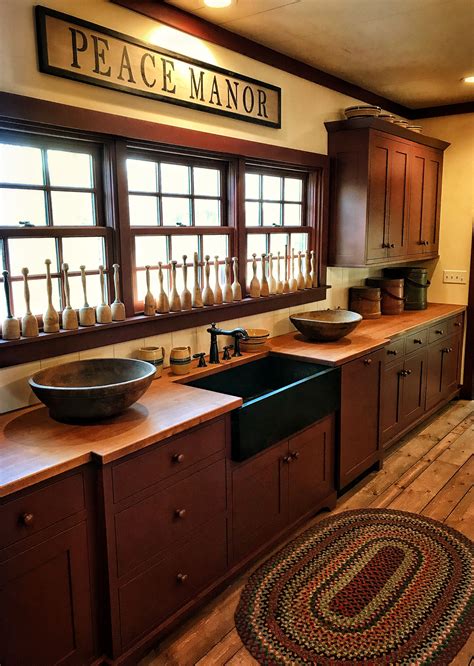 Primitive Country Kitchen Cabinets