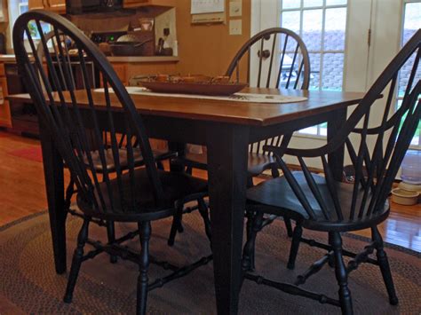 Primitive Kitchen Table and Chairs
