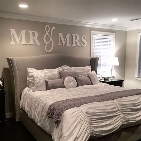 Romantic Master Bedroom Wall Decor