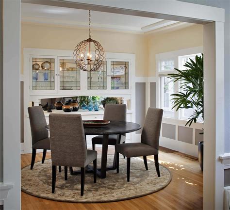 Round Table Dining Room Ideas