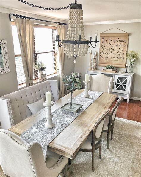 Rustic Dining Table Decor