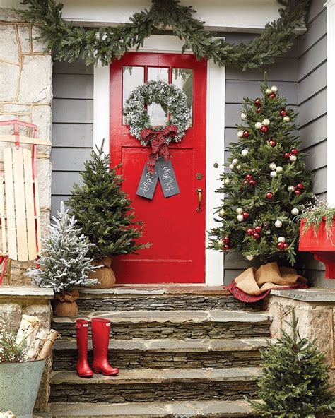 Rustic Front Door Christmas Decorations
