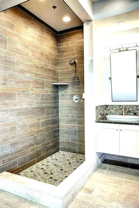 Shower Tiles Ideas for Small Bathroom