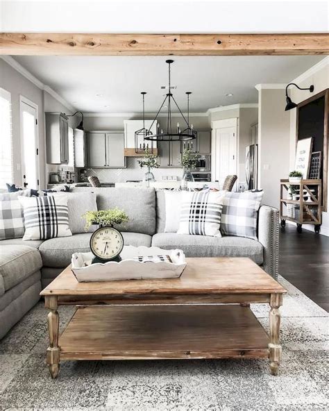 Simple Farmhouse Style Living Room